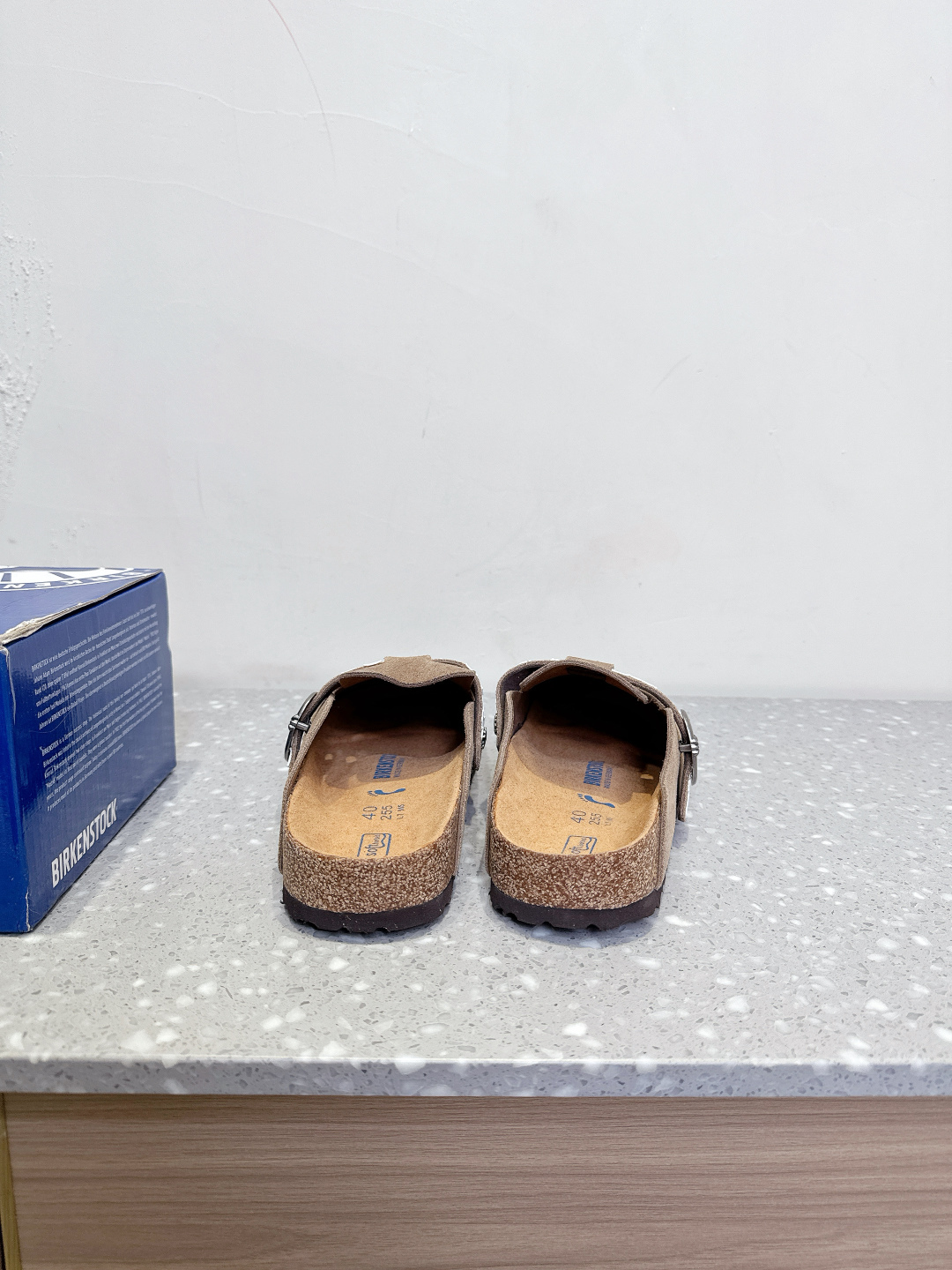 “Chrome Hearts Crocson 25ss Spring Summer Recreational Shoes Soft Wood Comfort Design” - 图片 6