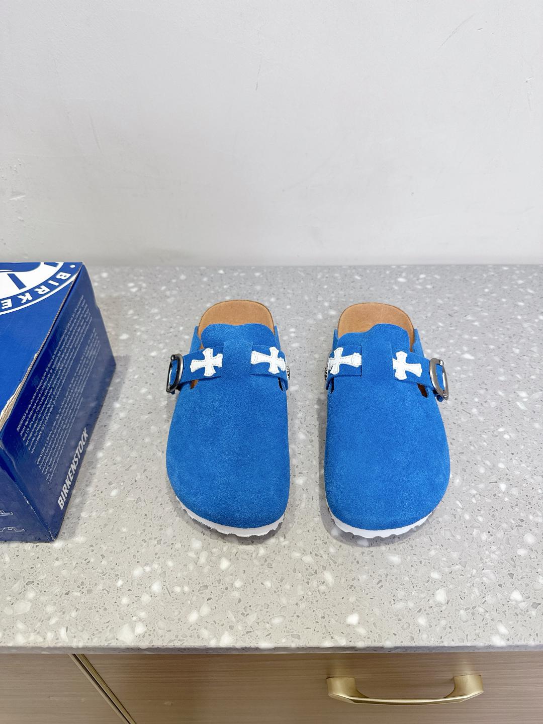Chrome Hearts Crocson 25ss Recreational Half-Trail Shoe: Comfortable Foot-Shaped Design with Soft Wood - 图片 1