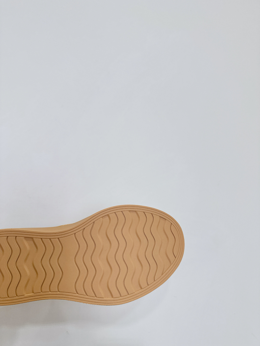 Trendy Derby Shoes with Fresh Design and Comfortable Base for Small Crowds - 图片 9