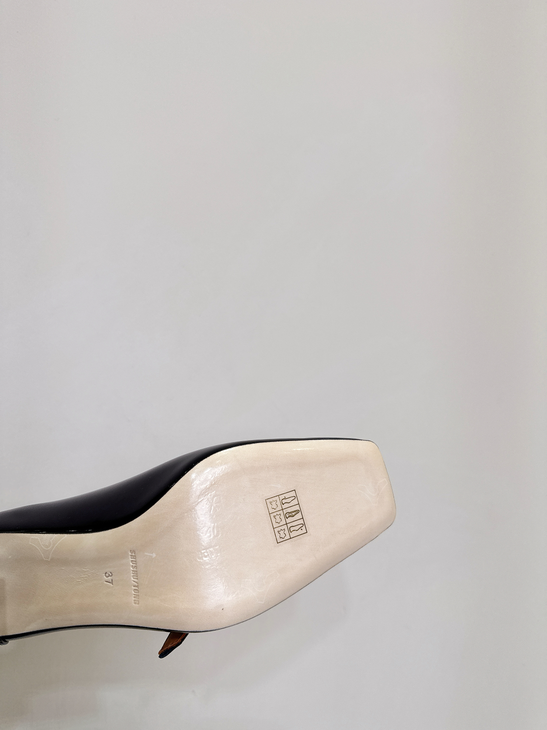 Elegant Butterfly Knot Square Head Heels: 825SShushutong Spring/Summer Collection - 图片 9