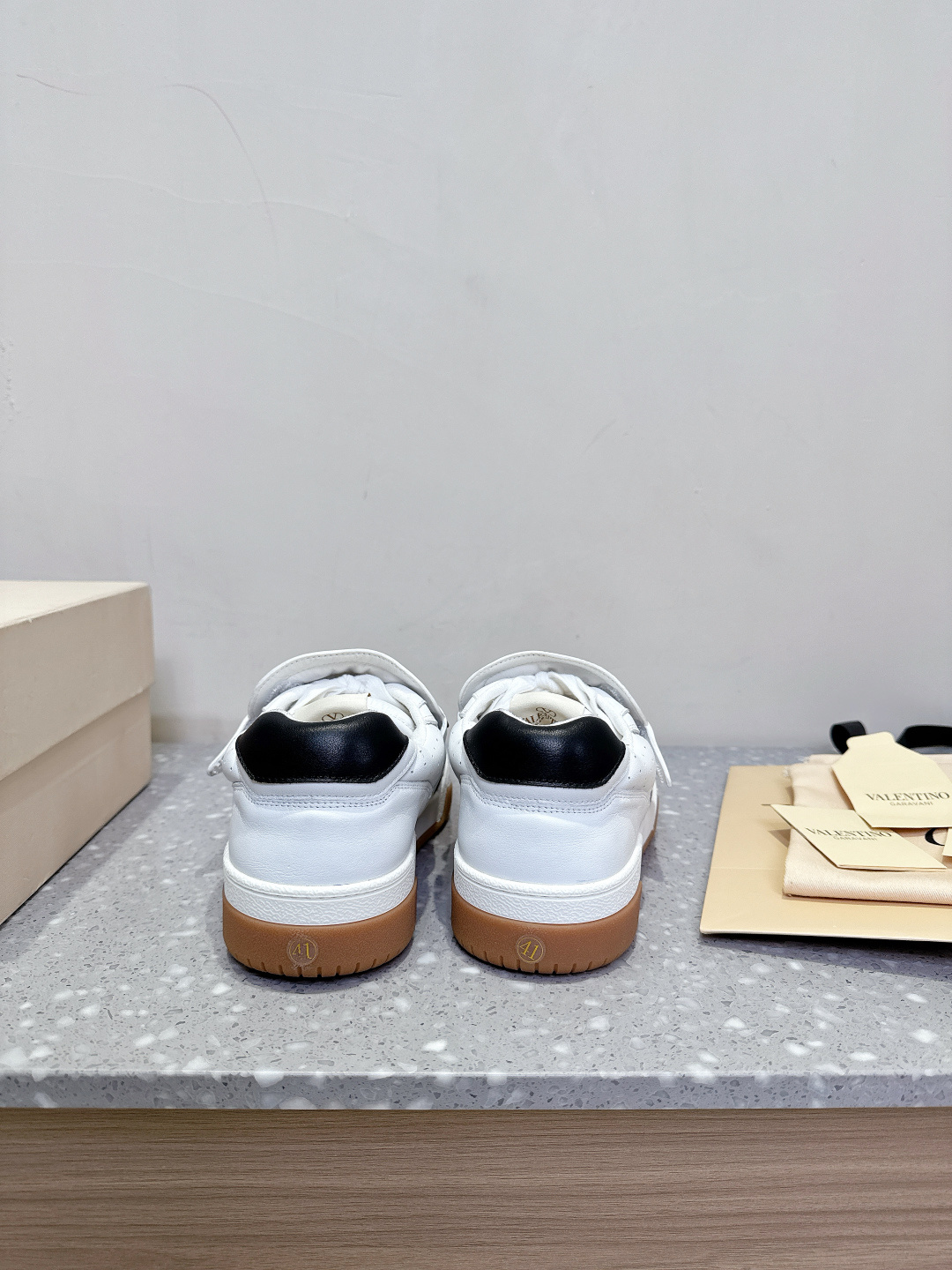 Valentino 25ss New Autumn Winter Quilts Collection with Magic Stickers – Stylish and Quality Footwear - 图片 6