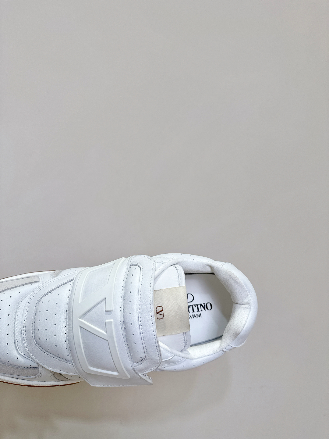 Valentino 25ss Quilts Collection: Stylish Autumn-Winter Shoes with Magic Stickers - 图片 8