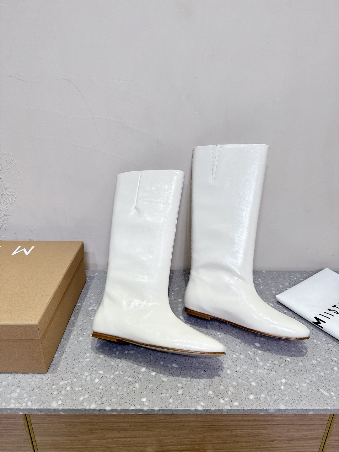 Stylish Miista Boots: New Autumn Collection with Original Imported Leather, Sizes 35-40. - 图片 4