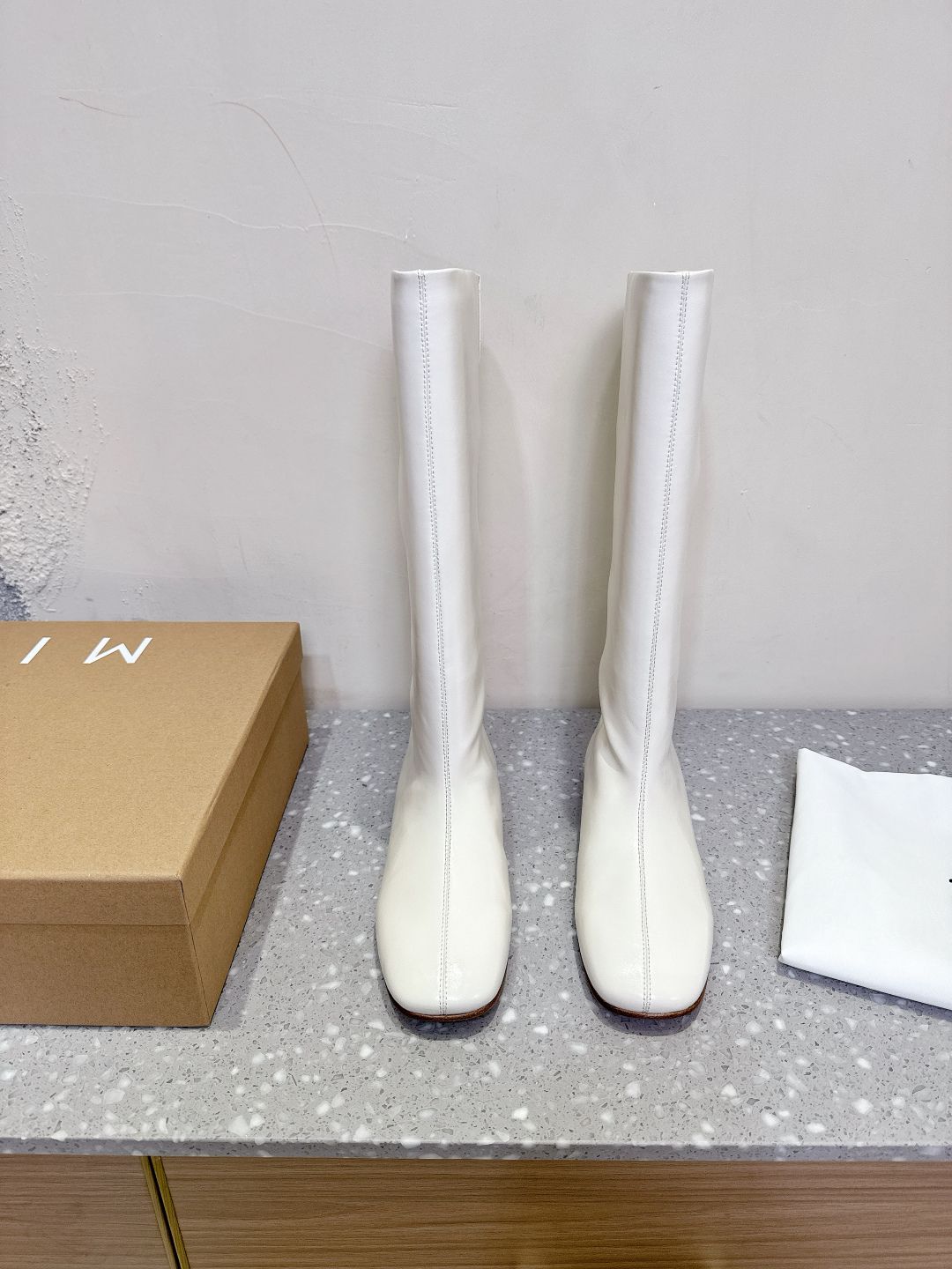 Stylish Miista Boots: New Autumn Collection with Original Imported Leather, Sizes 35-40. - 图片 2