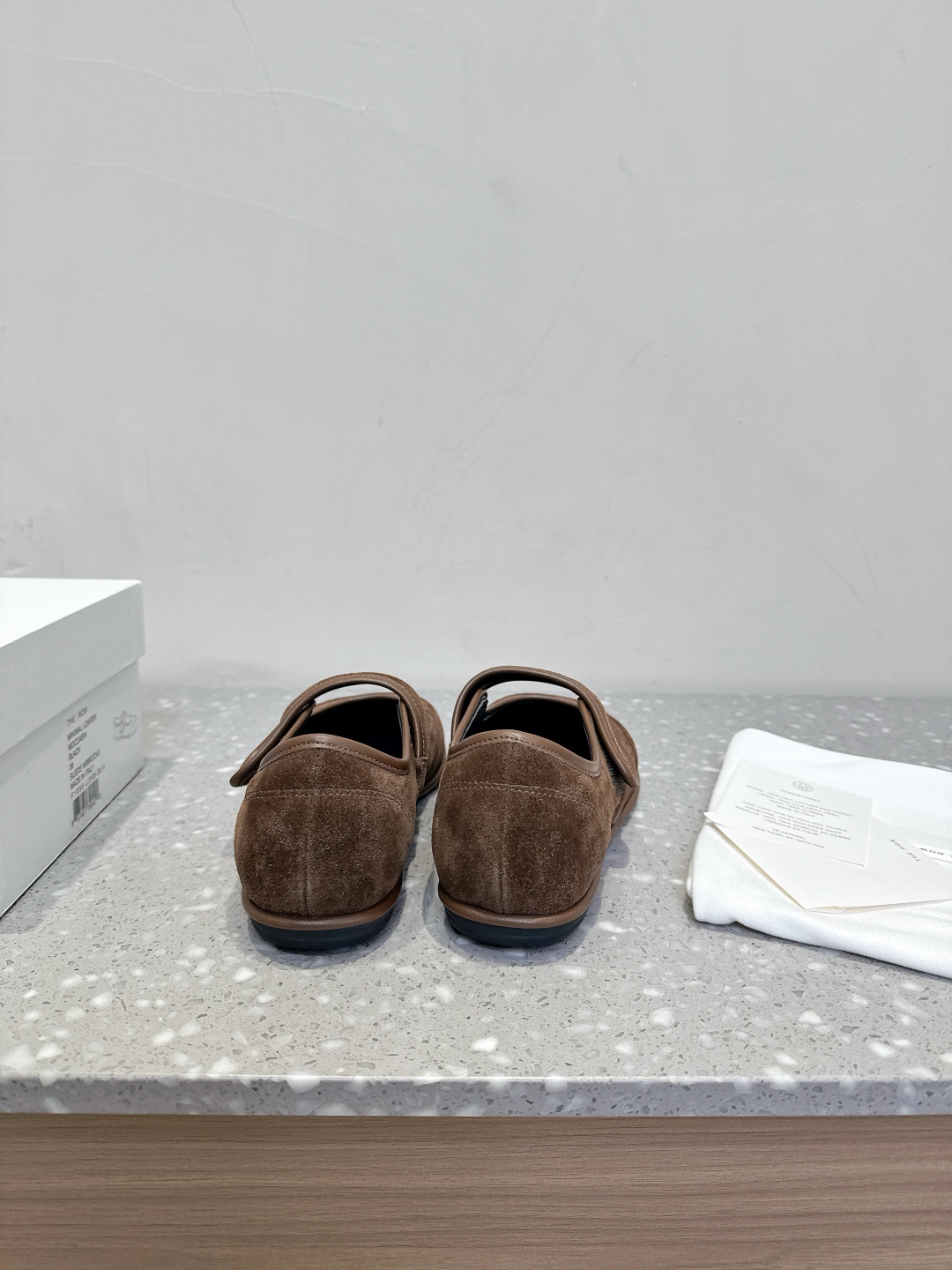 “High-Quality Canal Flat-Footed Shoes with Original Imported Skin for Fall and Winter” - 图片 6