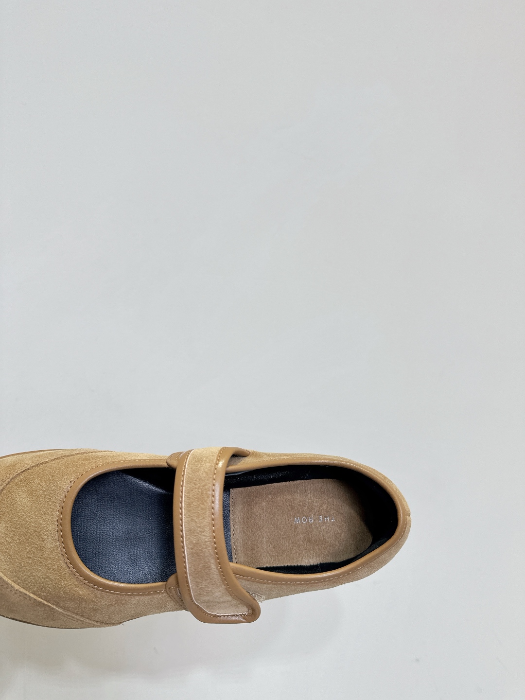 “The Row Fall/Winter Shoes: Canal Flat-Footed Cloudy Soft Shoes with Original Import Skin” - 图片 8