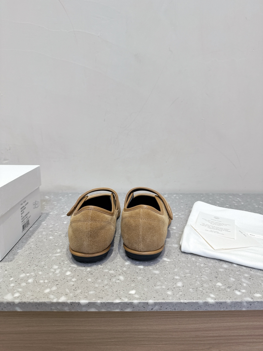“The Row Fall/Winter Shoes: Canal Flat-Footed Cloudy Soft Shoes with Original Import Skin” - 图片 6