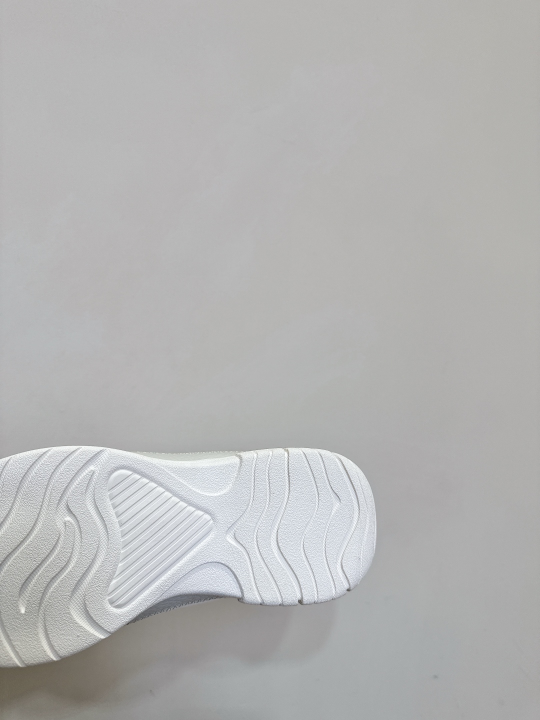 “German Recreational Shoes: New Autumn-Winter Collection with Unique Style and Comfort” - 图片 8