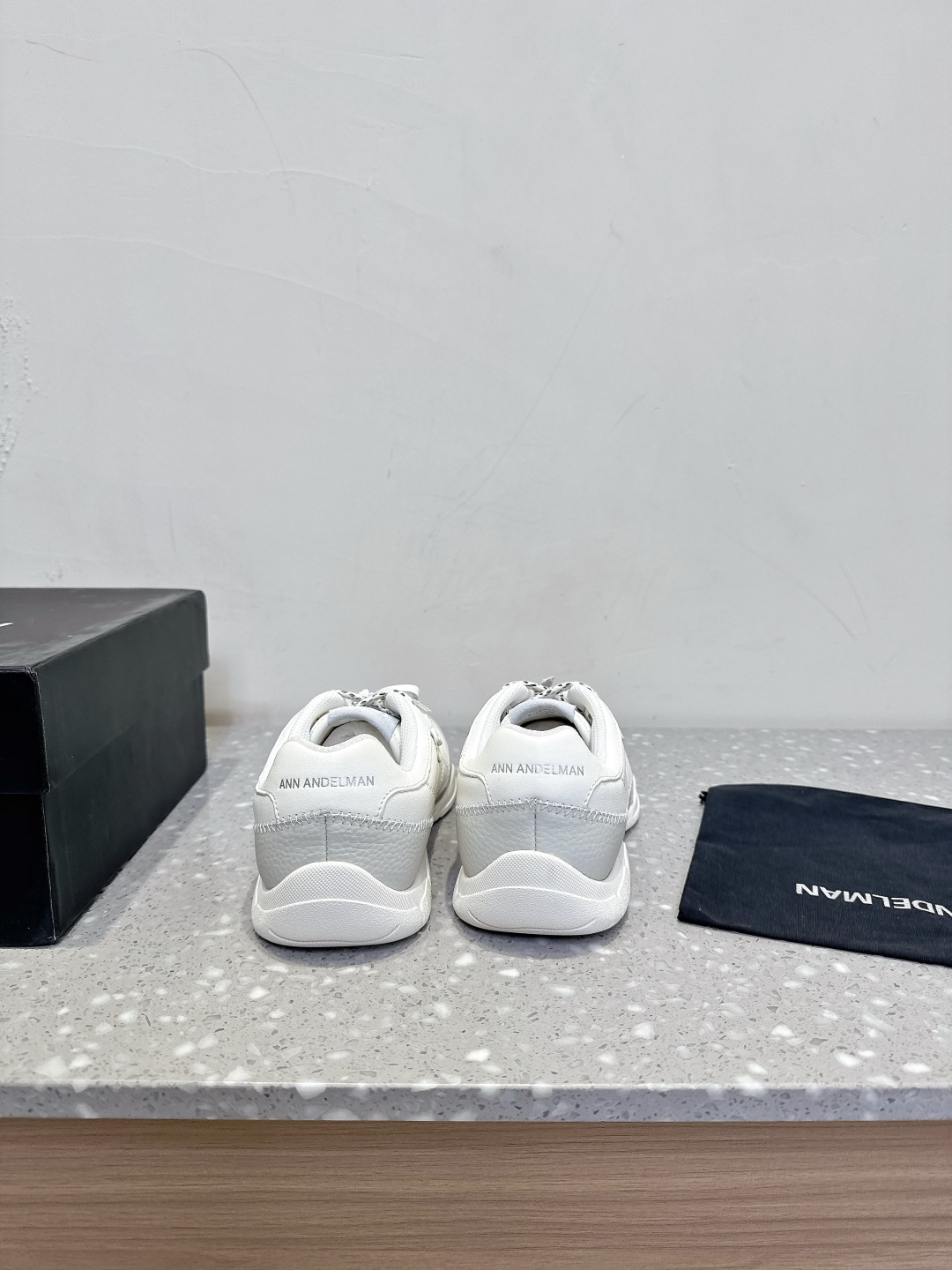 “German Recreational Shoes: New Autumn-Winter Collection with Unique Style and Comfort” - 图片 5