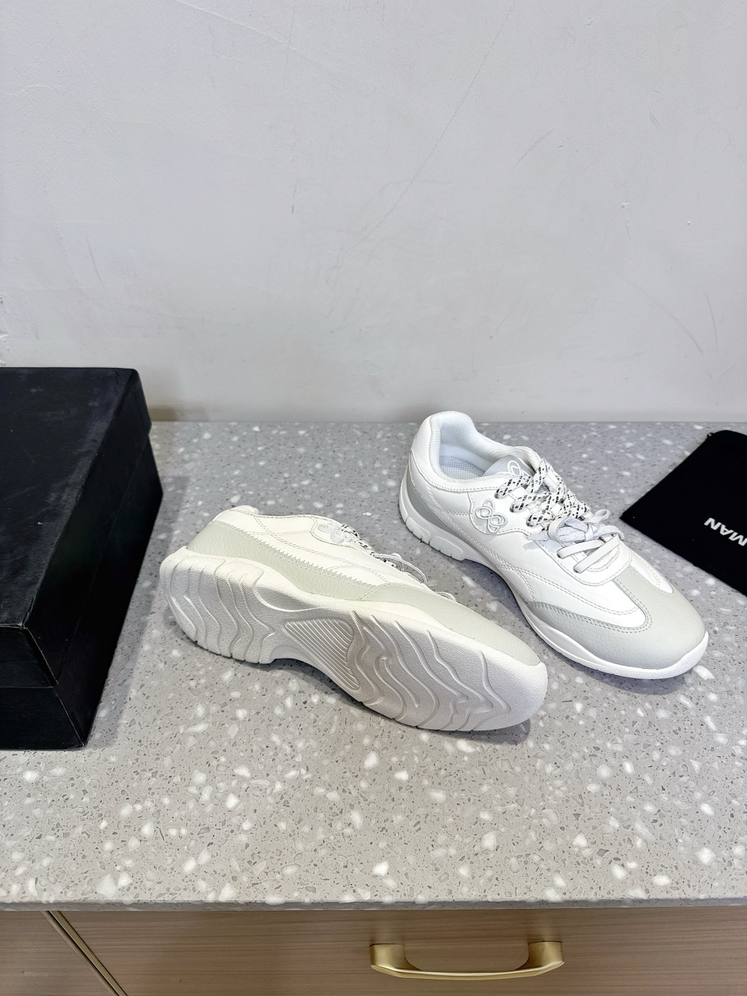 “German Recreational Shoes: New Autumn-Winter Collection with Unique Style and Comfort” - 图片 3