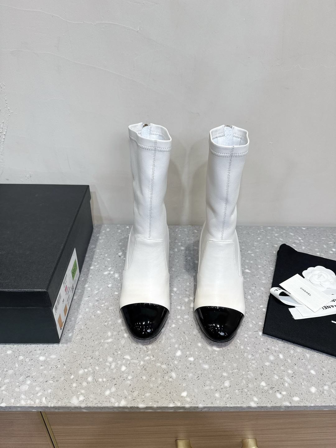 Chanel Xiaoxiang 25ss nuevas botas elásticas con tacón de perla doble C de otoño e invierno sorprendieron a todos cuand…