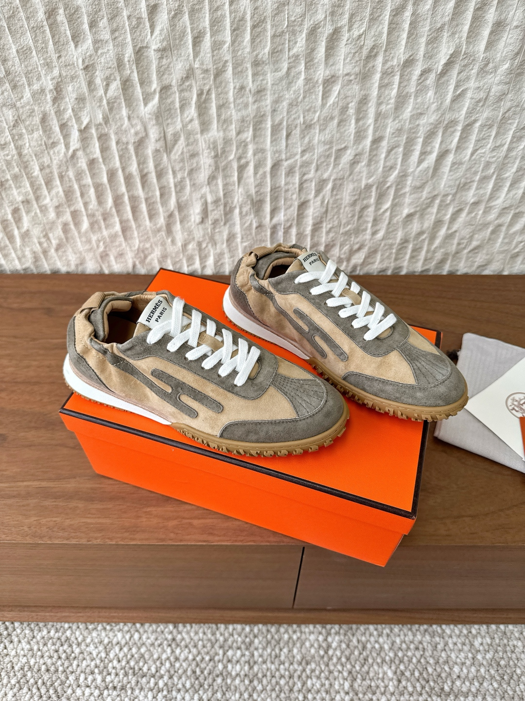 Hermès 680 （男码+10）Hermes 爱马仕 25ss新款 Jet系列 休闲 运动鞋 德训鞋