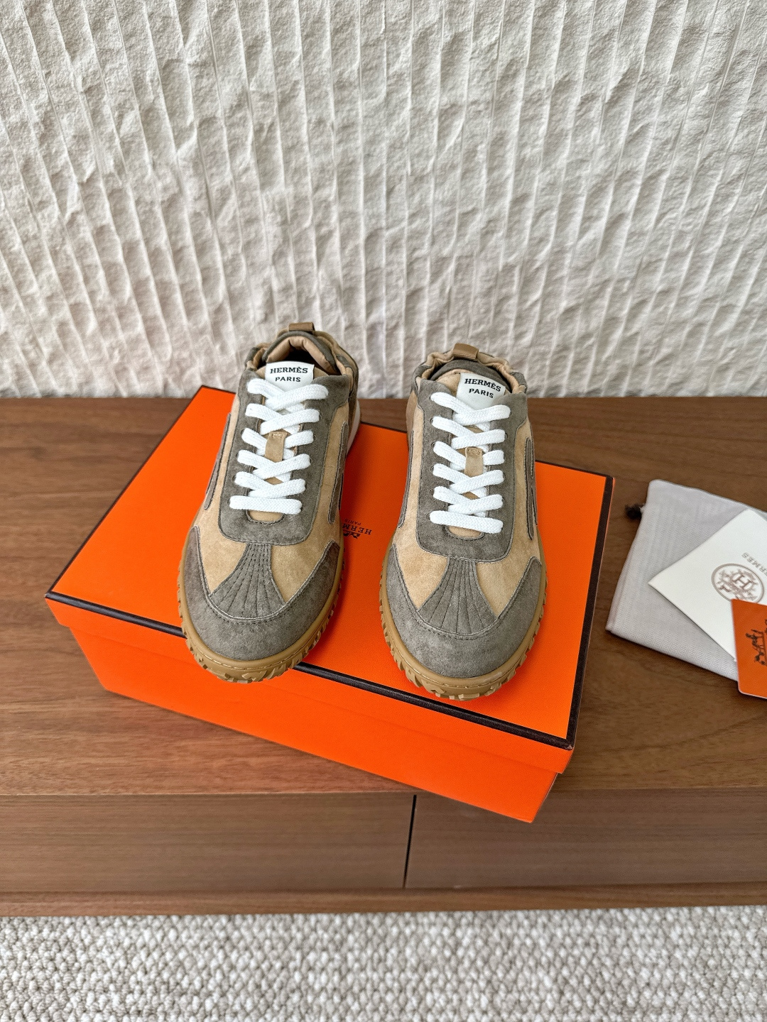 Hermès 680 （男码+10）Hermes 爱马仕 25ss新款 Jet系列 休闲 运动鞋 德训鞋