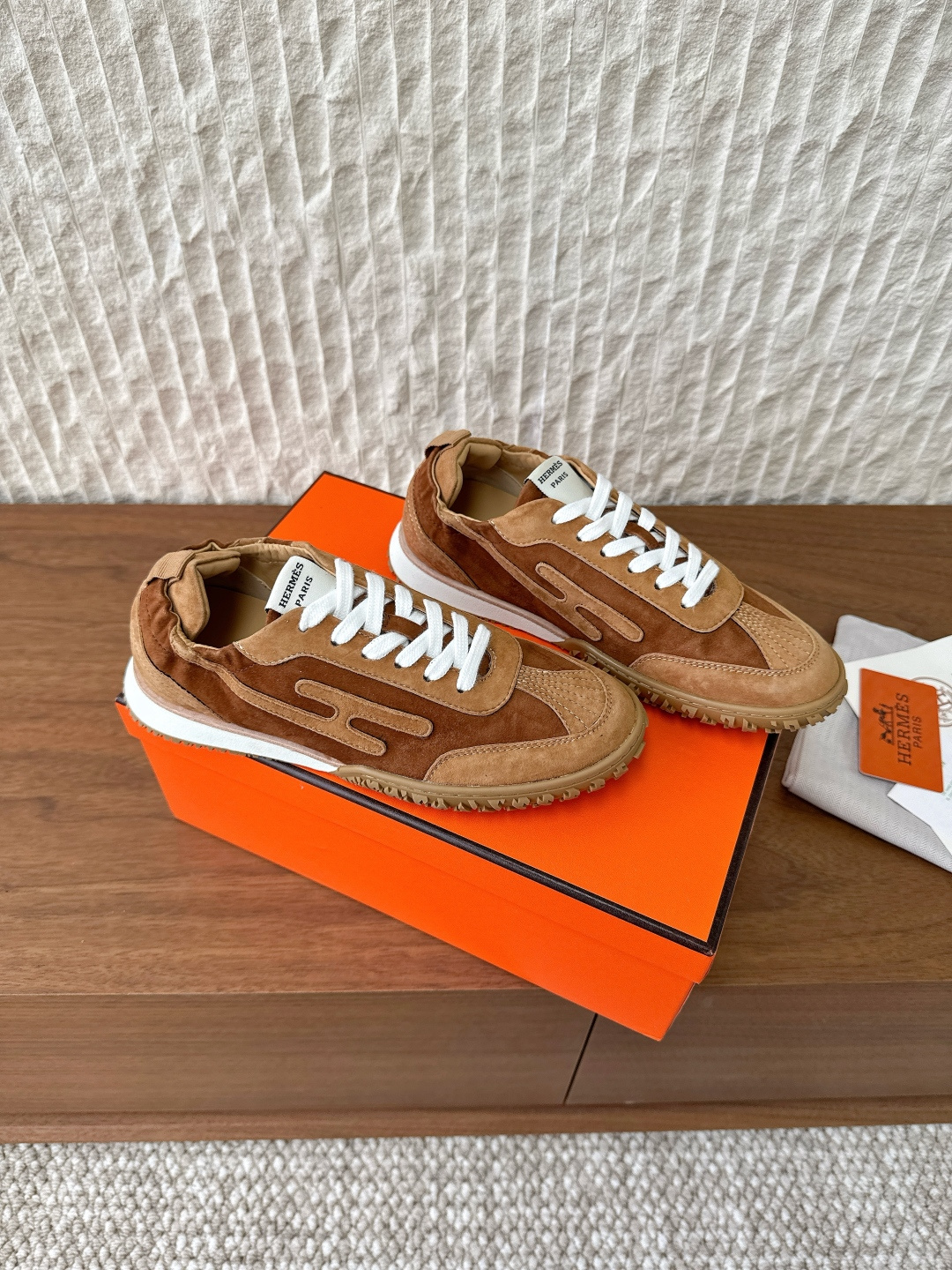 Hermès 680 （男码+10）Hermes 爱马仕 25ss新款 Jet系列 休闲 运动鞋 德训鞋
