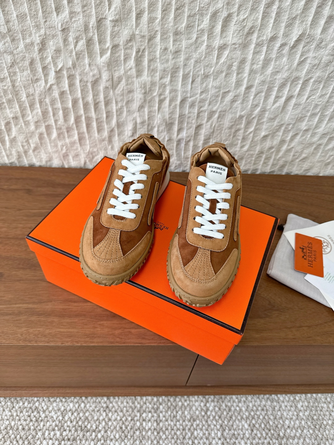Hermès 680 （男码+10）Hermes 爱马仕 25ss新款 Jet系列 休闲 运动鞋 德训鞋