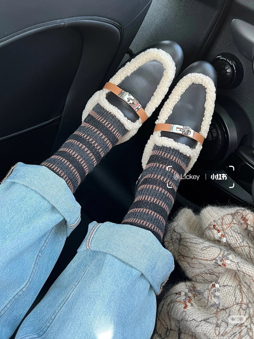 NO:562789,Sharing pictures of upper feet, semi-furry shoes19860909上脚图分享,半拖毛毛鞋,Women's Shoes