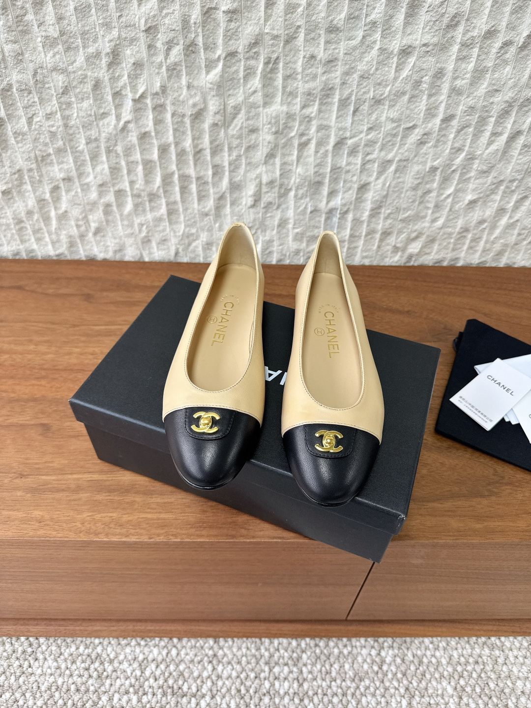 Chanel Xiaoxiang 25ss nuevos zapatos individuales con hebilla de bolso escolar de estilo otoño e invierno. Lo que más m…