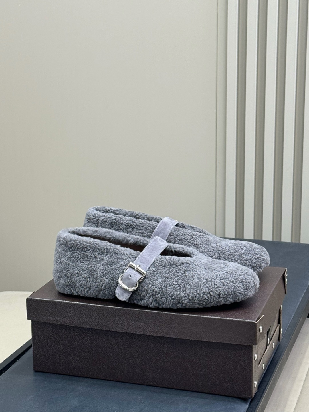 NO:613211,G101 alaia fw25 new arrival～ Alaia～ 25 autumn and winter new lamb wool Mary Jane, soft and comfortable, the most important thing is so beautiful, a must-have item size 35-41, furry shoes, alaia, mary jane19860909G101 alaia fw25 new arrival～ 阿莱～ 25秋冬 羔羊毛玛丽珍新品 柔软舒适,关键还这么好看 必入单品哦 size 35-41,毛毛鞋,alaia,mary jane,Women's Shoes