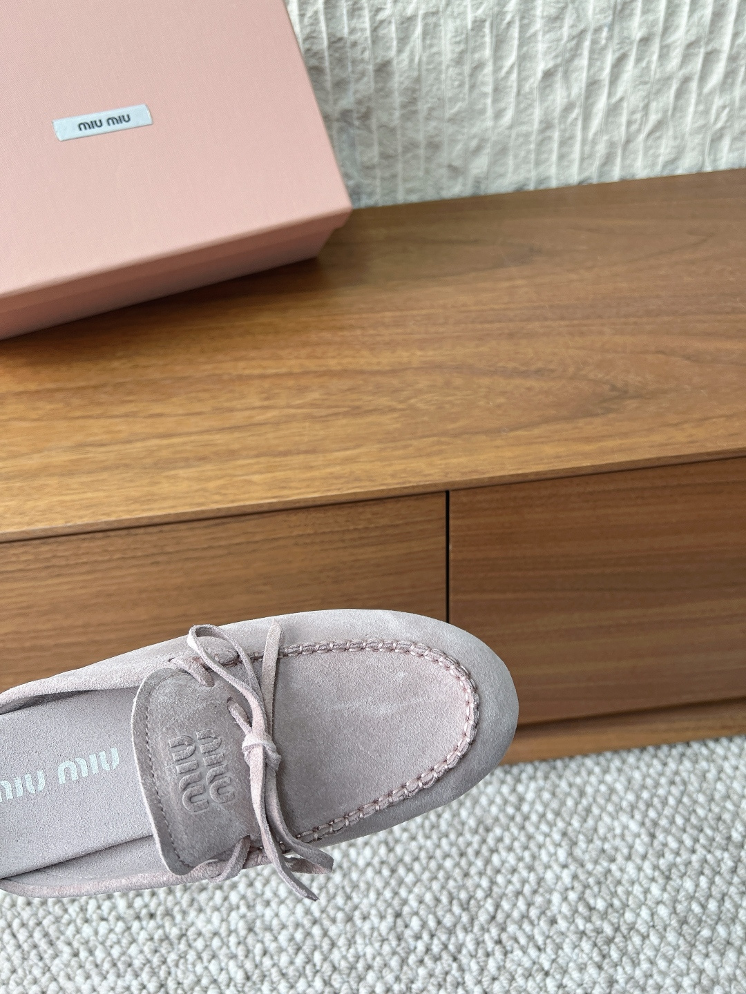 Miu Miu 缪缪 26ss春夏新款 平底 牛反绒 勃肯 半拖