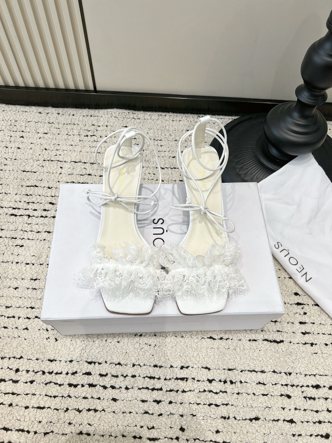 NO:818319,G106 (supports Taobao merchants) Fabric Sheepskin Lining Sheepskin Sole Cowhide Elegant style Creates a different feeling Heel height 7 cm (original development) Simple and elegant style!  show bdetails ———————————— size. ｜35-39 (40 41 42 customized), high heels sandals, sandals, high heels, cowhide, sheepskin19860909G106 （支持淘宝商家） 面料 羊皮  内里 羊皮 鞋底 牛皮 优雅风格 创造不一样的感觉 跟高 7 cm（原版开发） 简约气质款式！ show bdetails ———————————— size. ｜35-39（40 41 42定制),高跟鞋凉鞋,sandals,high heels,cowhide,sheepskin,Women's Shoes
