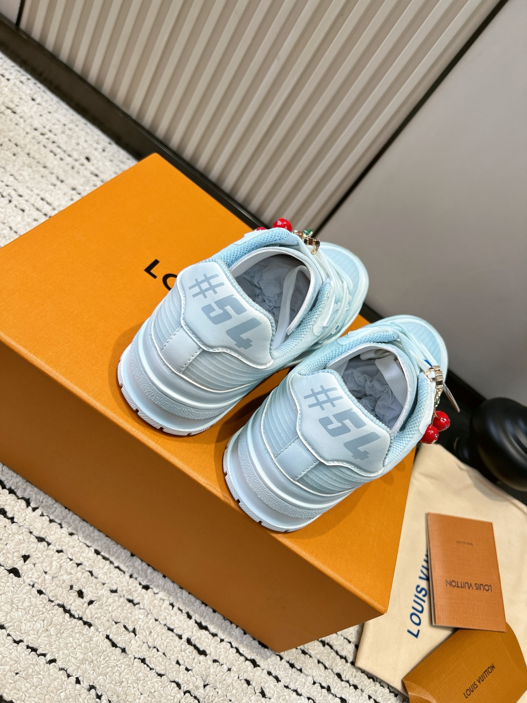 Louis Vuitton Sneakers