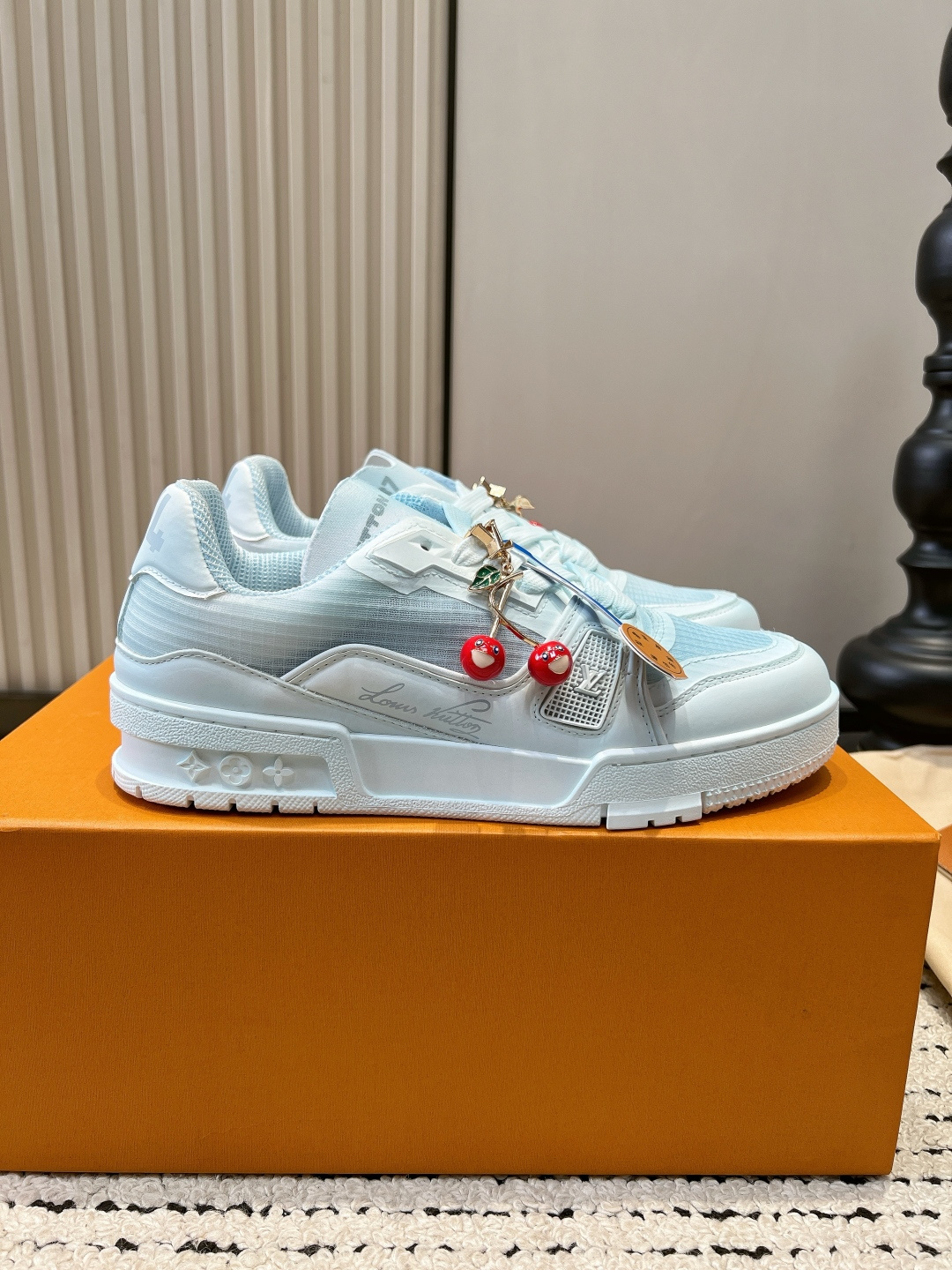 Louis Vuitton Sneakers