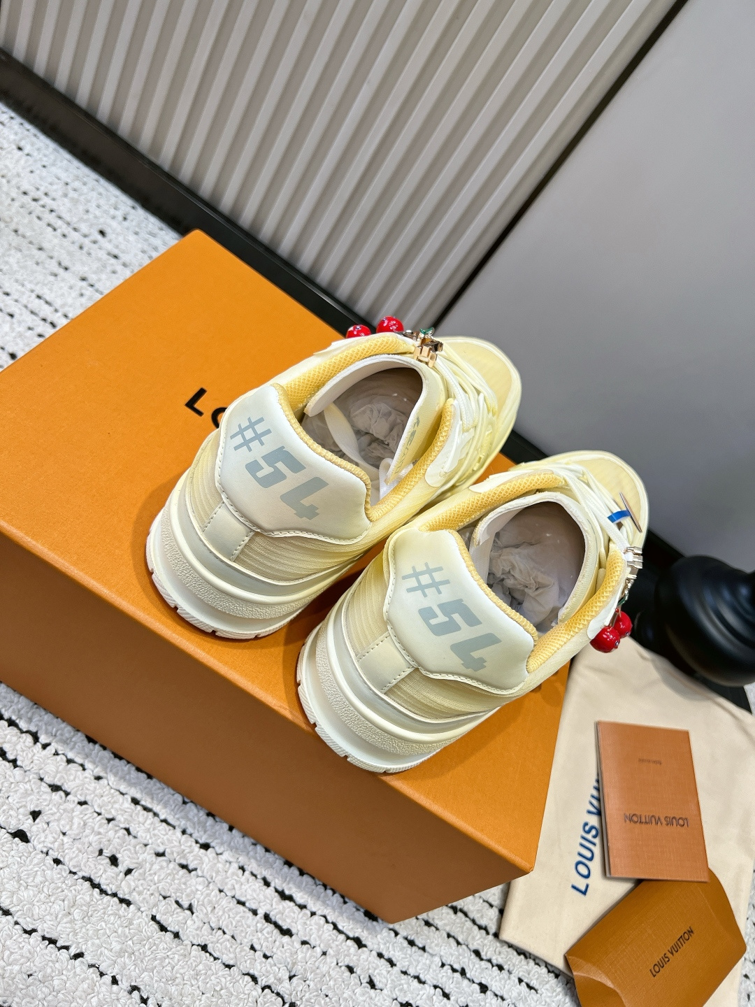 Louis Vuitton Sneakers