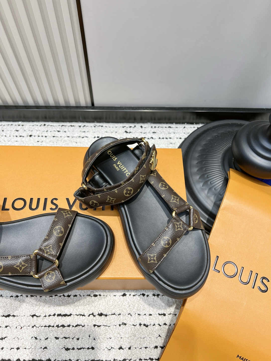 Louis Vuitton Sandals