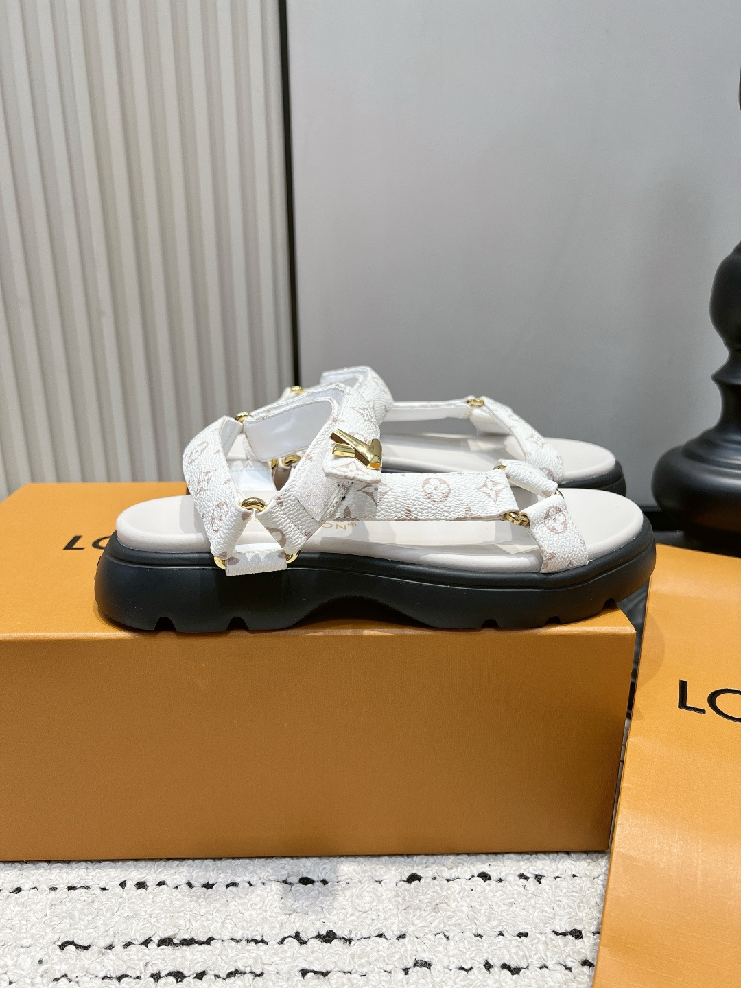 Louis Vuitton Sandals