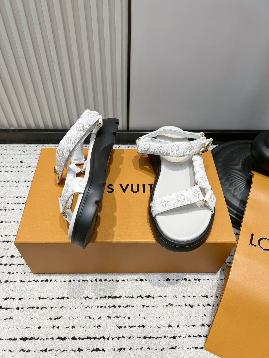 Louis Vuitton Sandals