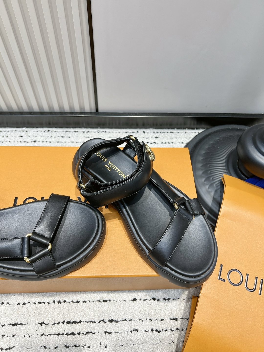 Louis Vuitton Sandals
