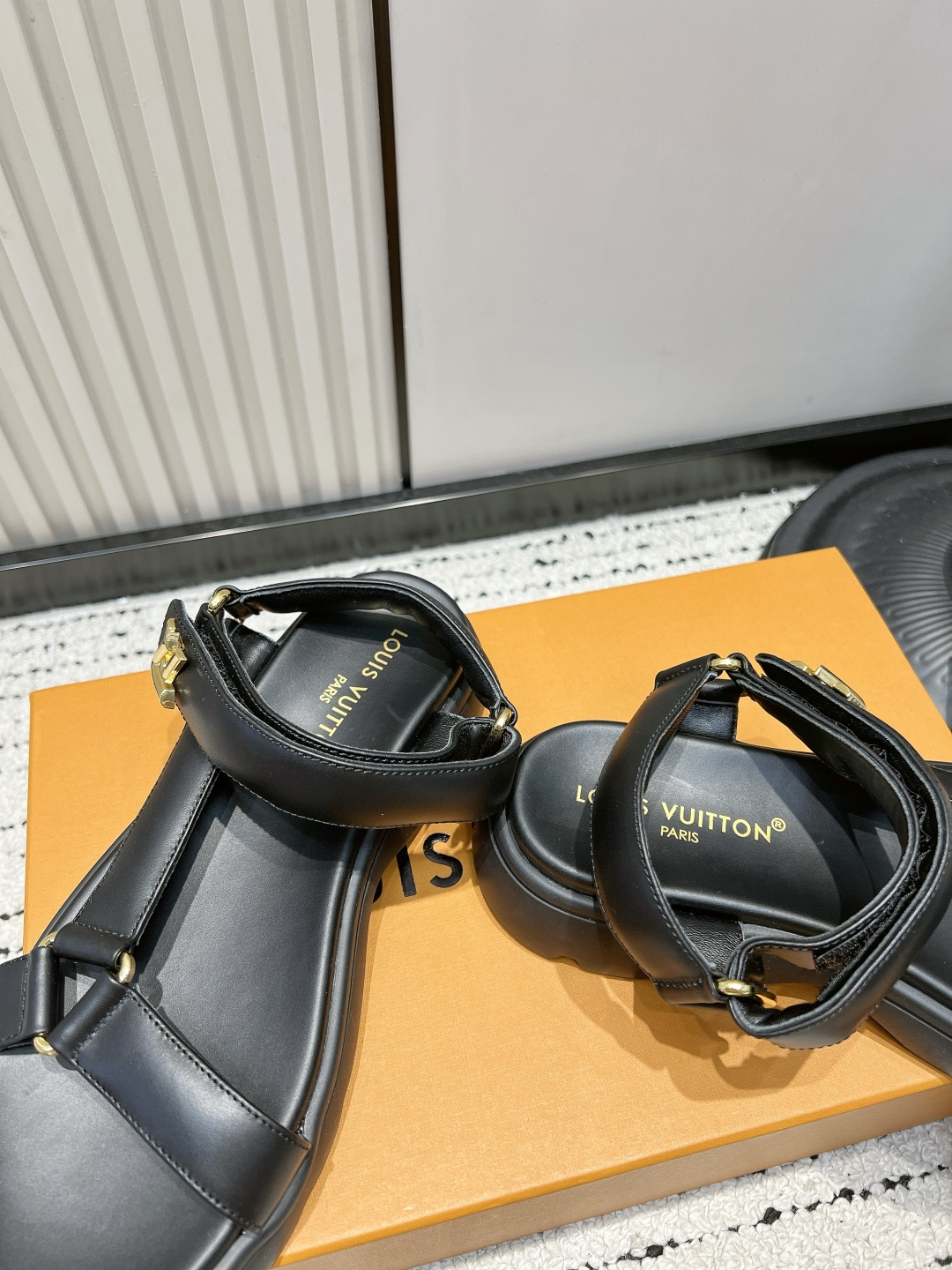 Louis Vuitton Sandals