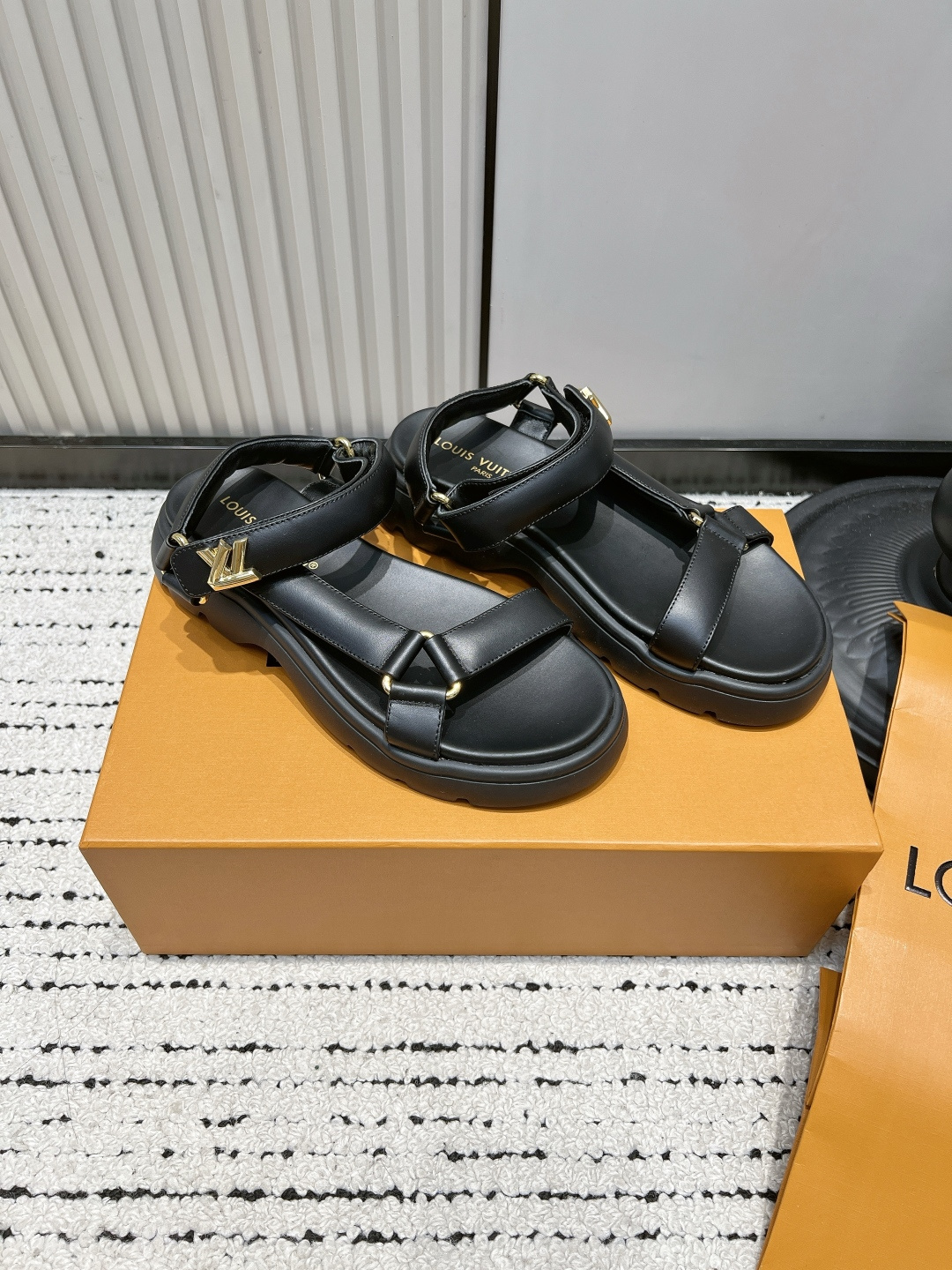 Louis Vuitton Sandals