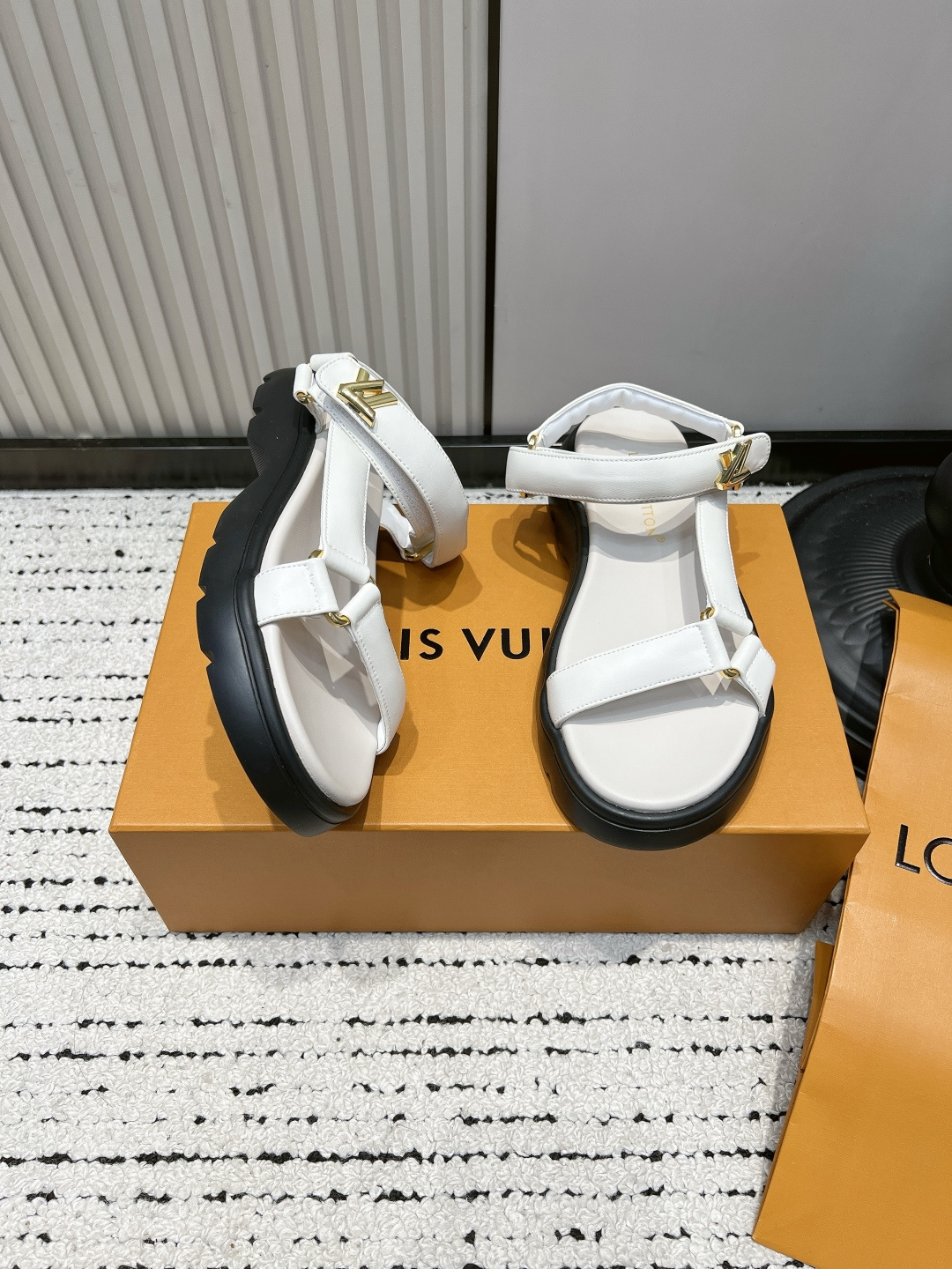 Louis Vuitton Sandals