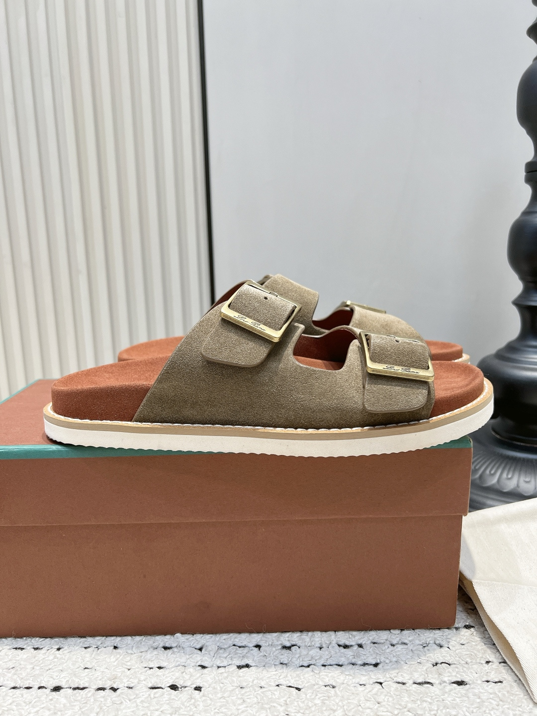 Loro Piana Slides