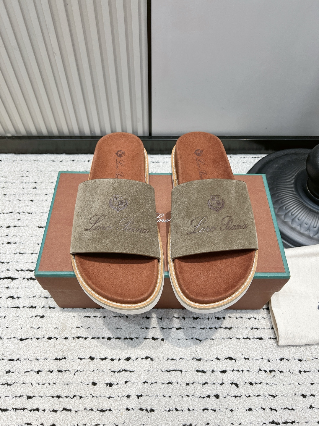 Loro Piana Slides