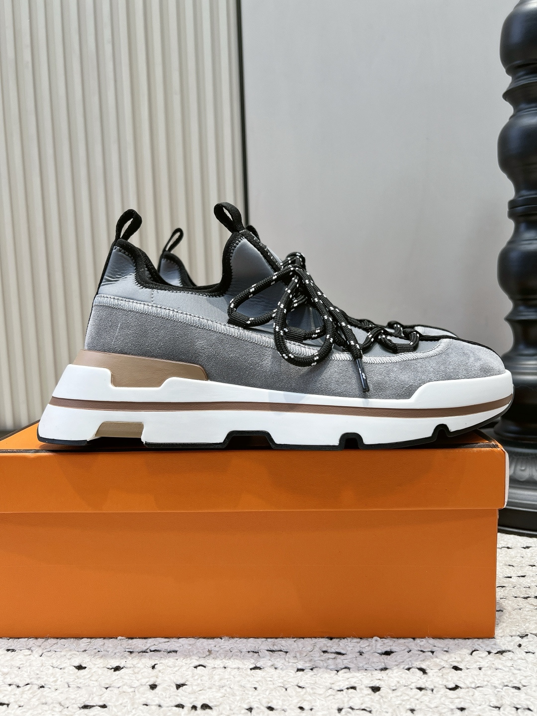 Hermes Sneakers