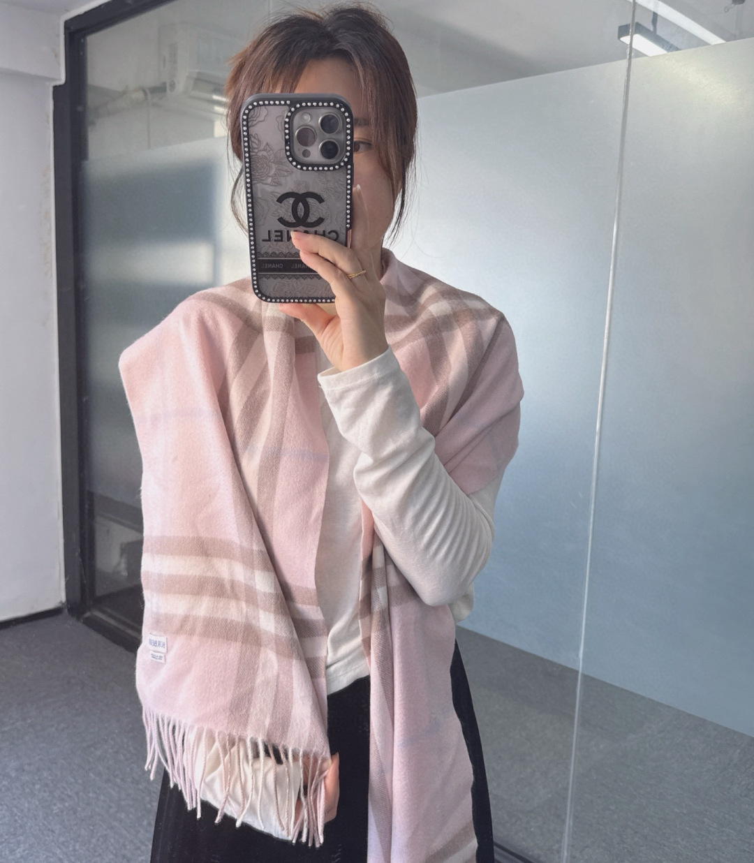 P180 🆕【纯羊绒芯片版】Burberry · 巴宝莉经典万年格子❗️老款新作，最新官网全套辅料❗️HK🇭🇰外贸公司的尾单，质量杠杠滴‼️100%羊羔绒♨️高尖端产物⚠️绝对令人尖叫的品质👍最高性价比产品，送人自用都美美哒，size：30x168cm