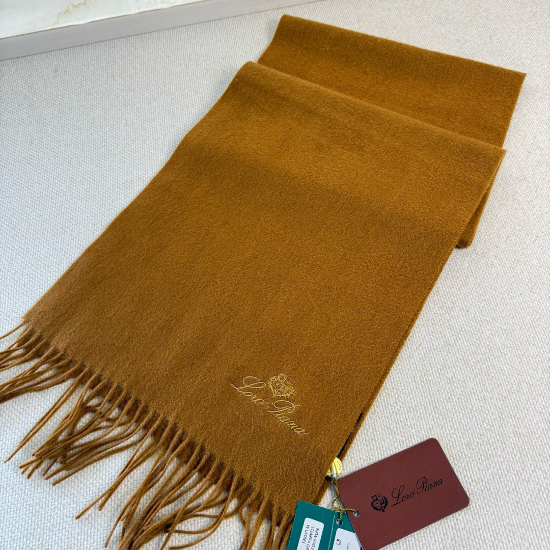 🆕Loro Piana · 诺悠翩雅秋冬新品❗️超级夯货 重磅来袭❗️【极品山羊绒小围巾】送人自留都太高