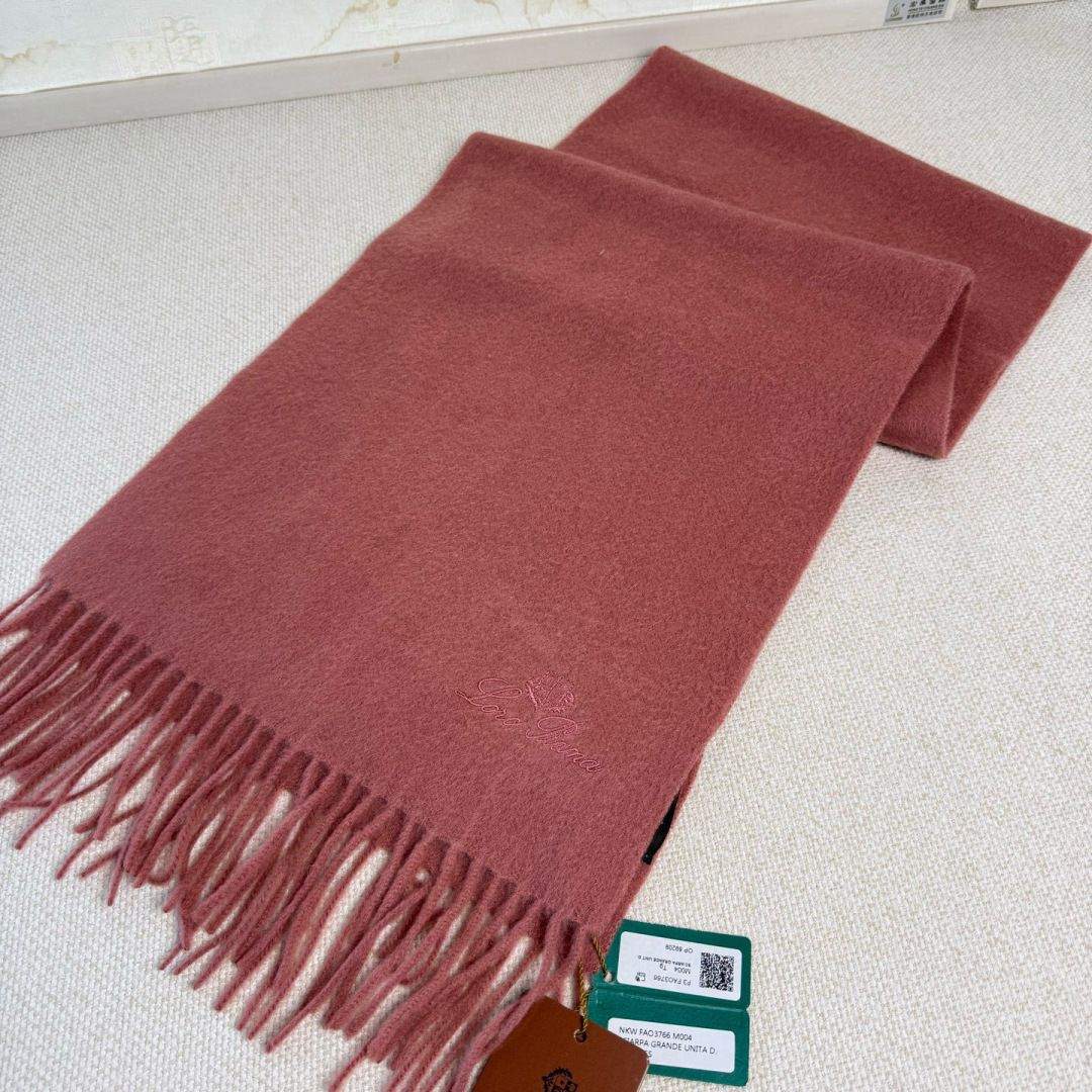 🆕Loro Piana · 诺悠翩雅秋冬新品❗️超级夯货 重磅来袭❗️【极品山羊绒小围巾】送人自留都太高