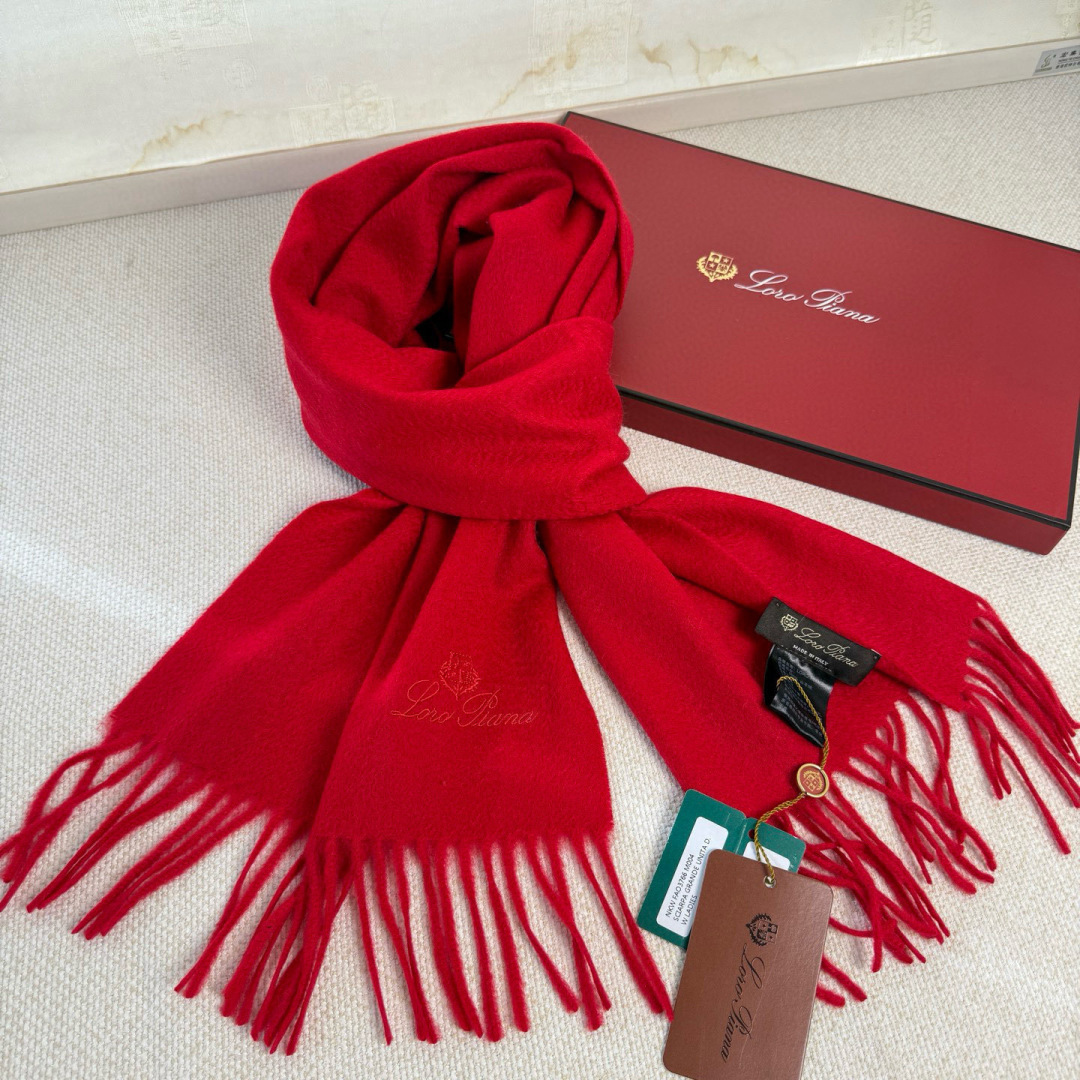 🆕Loro Piana · 诺悠翩雅秋冬新品❗️超级夯货 重磅来袭❗️【极品山羊绒小围巾】送人自留都太高
