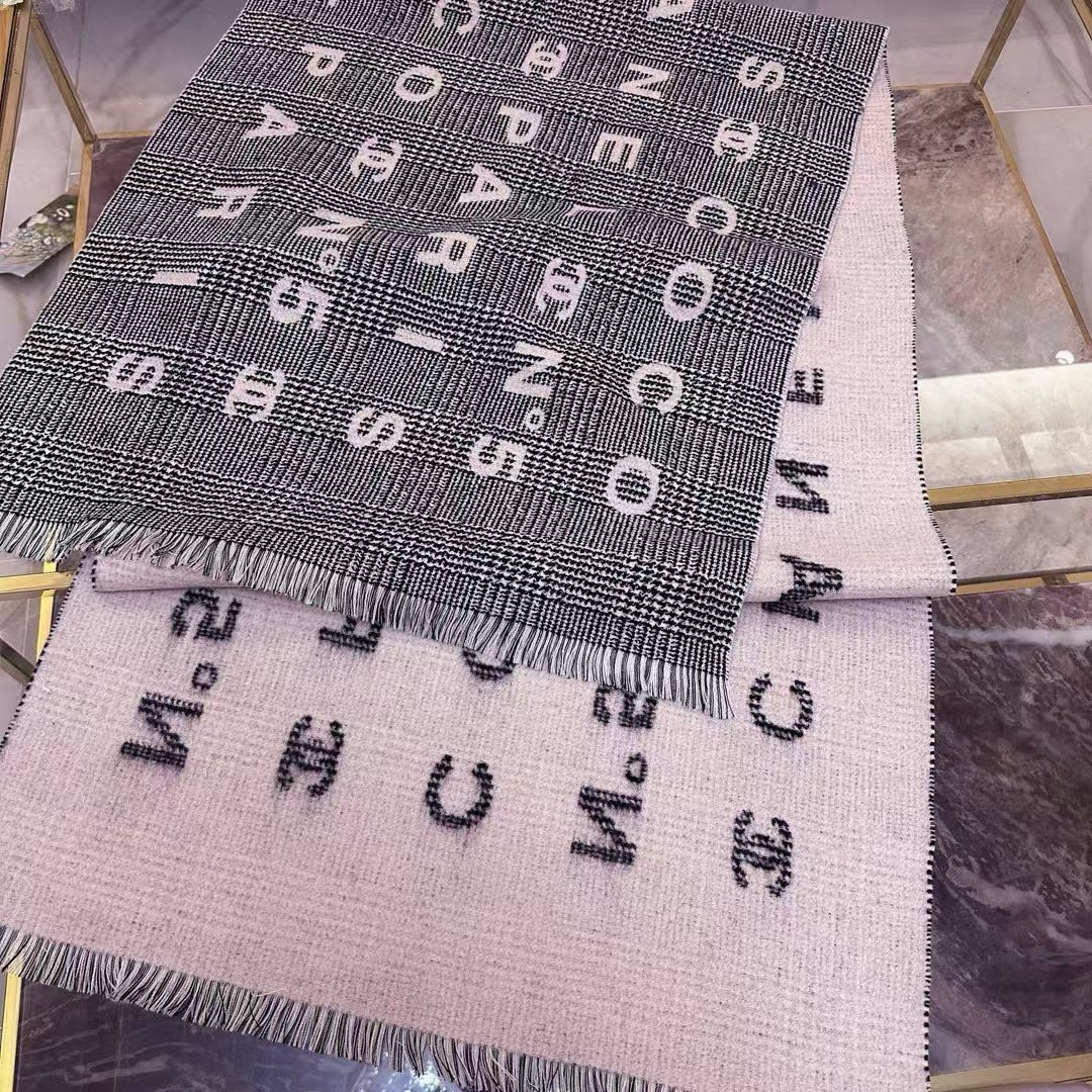 🆕香奶奶24cocoChanel系列，张予曦同款围巾，被誉为24年香奶奶最好看的一款，最值得入手的一条，