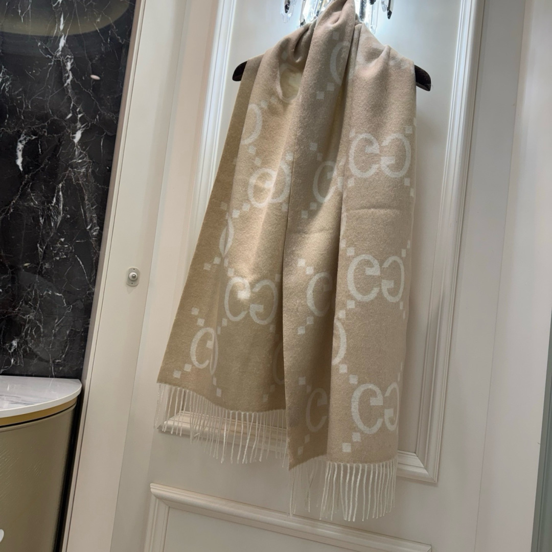 🆕Gucci金丝奶茶，带金属丝线版本，BlingBling闪闪的，专柜售价7845的好货！就是喜欢Guc