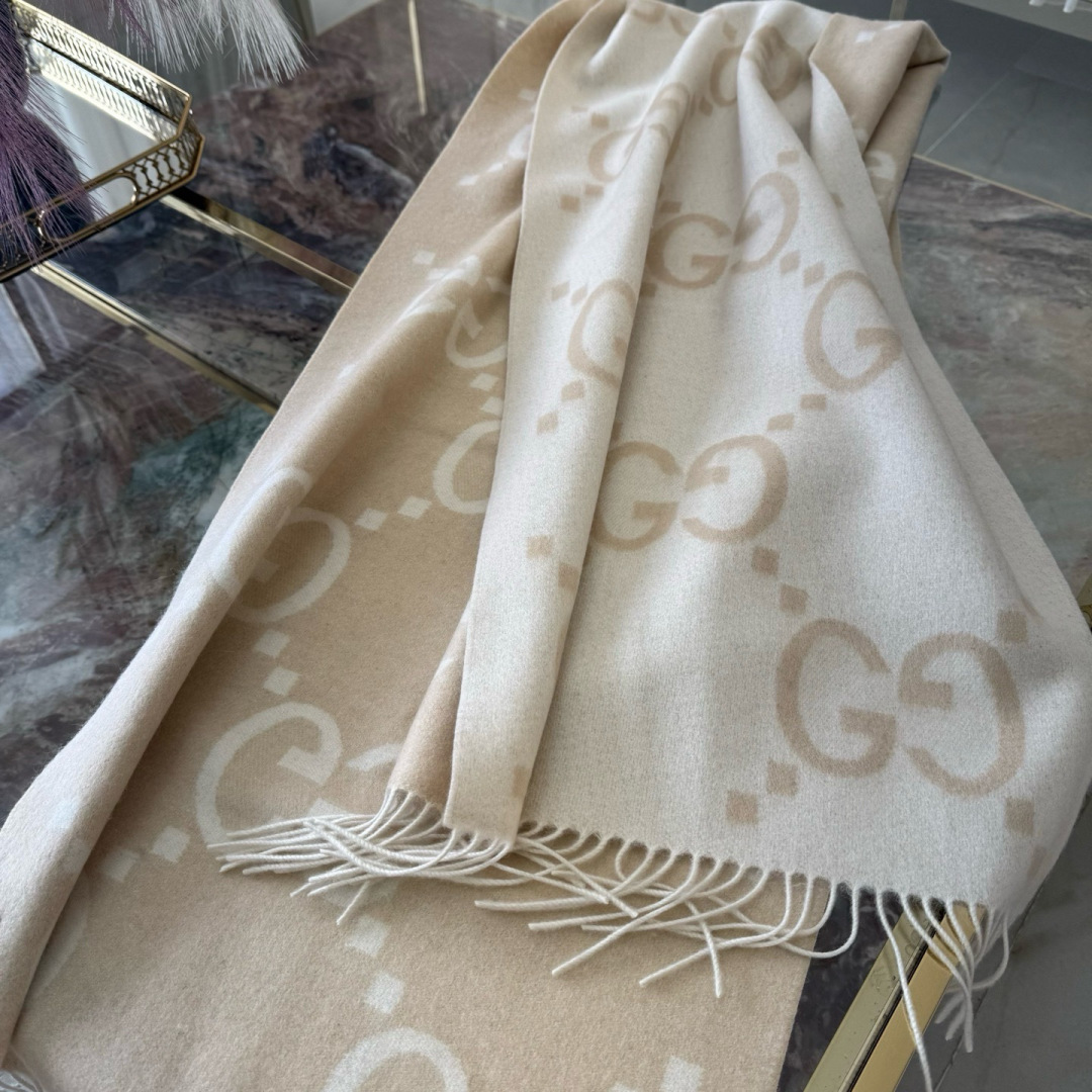 🆕Gucci金丝奶茶，带金属丝线版本，BlingBling闪闪的，专柜售价7845的好货！就是喜欢Guc