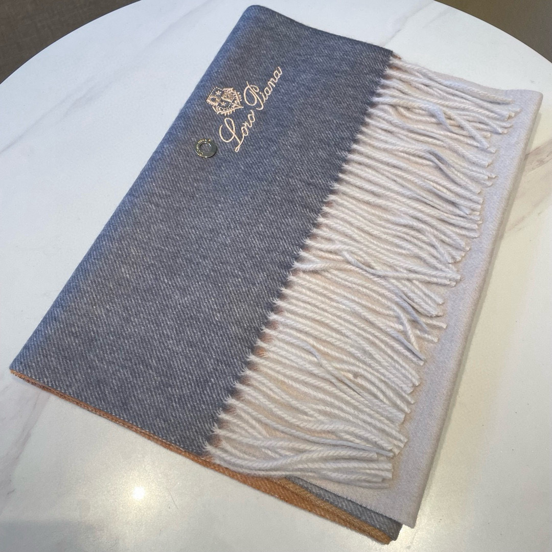 🆕Loro Piana · 诺悠翩雅❗️【贸易公司尾单，极品山羊绒围巾披肩】送人自留都太高大上了😍重磅上