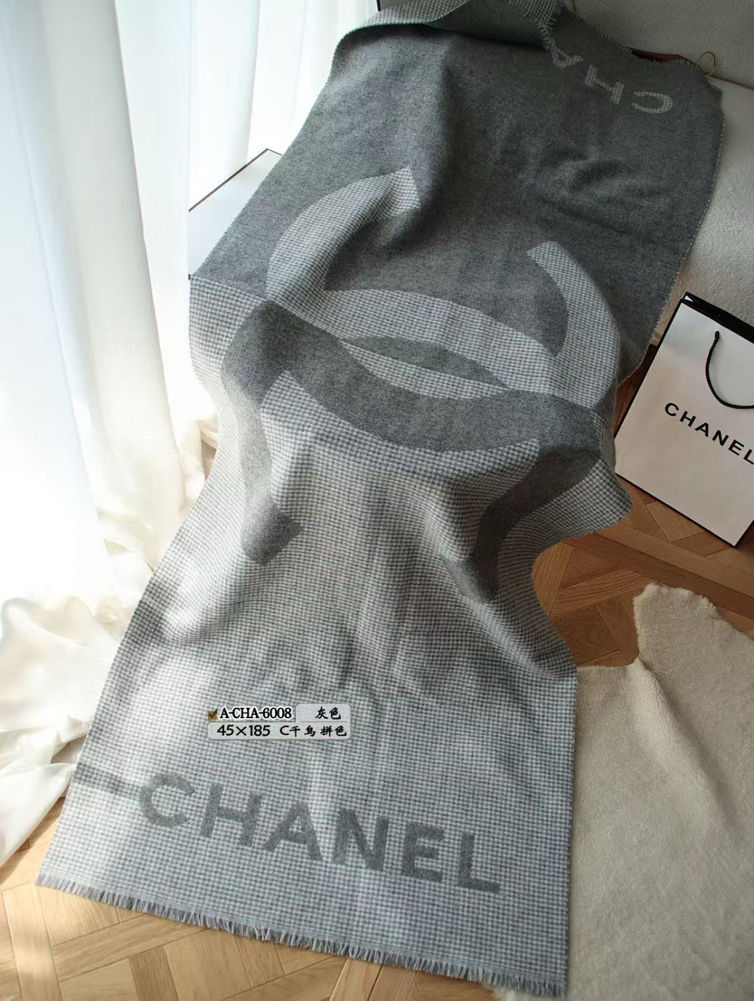 🆕CHANEL香奶奶尾单新款23B千鸟格拼色羊绒围巾，直接出欧洲的，正儿八经的正品订单…和大货一起出来，