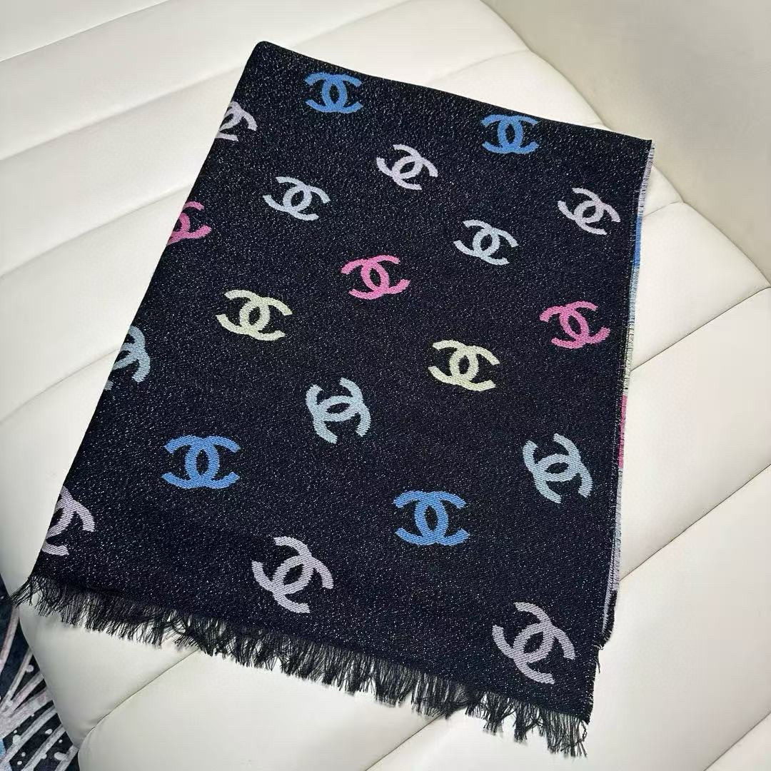 🆕市面最正的货，火爆了全网的彩虹香奶奶，Chanel24C香奈儿彩虹围巾，芭比的配色，上身非常好看，香奈