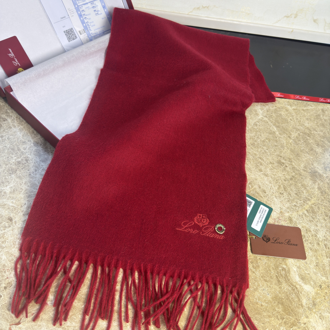 🆕Loro Piana · 诺悠翩雅【贸易公司尾单，极品双面山羊绒围巾披肩】送人自留都太高大上了😍重磅上