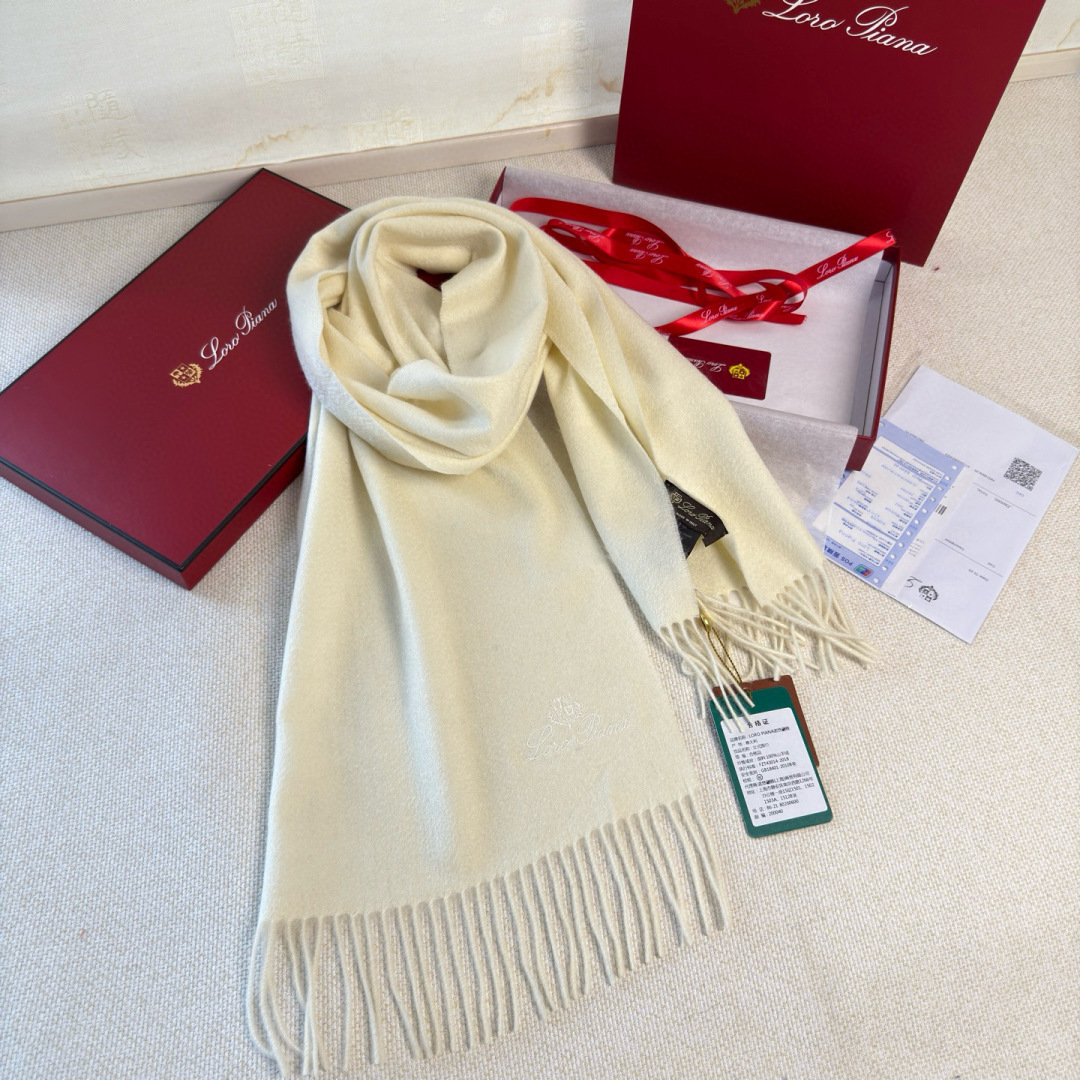 🆕Loro Piana · 诺悠翩雅秋冬新品❗️超级夯货 重磅来袭❗️【极品山羊绒小围巾】送人自留都太高