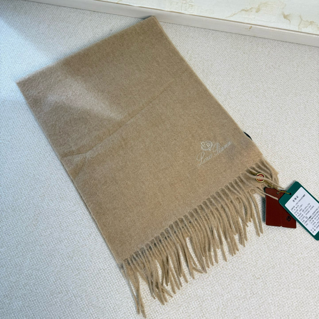 🆕Loro Piana · 诺悠翩雅秋冬新品❗️超级夯货 重磅来袭❗️【极品山羊绒小围巾】送人自留都太高